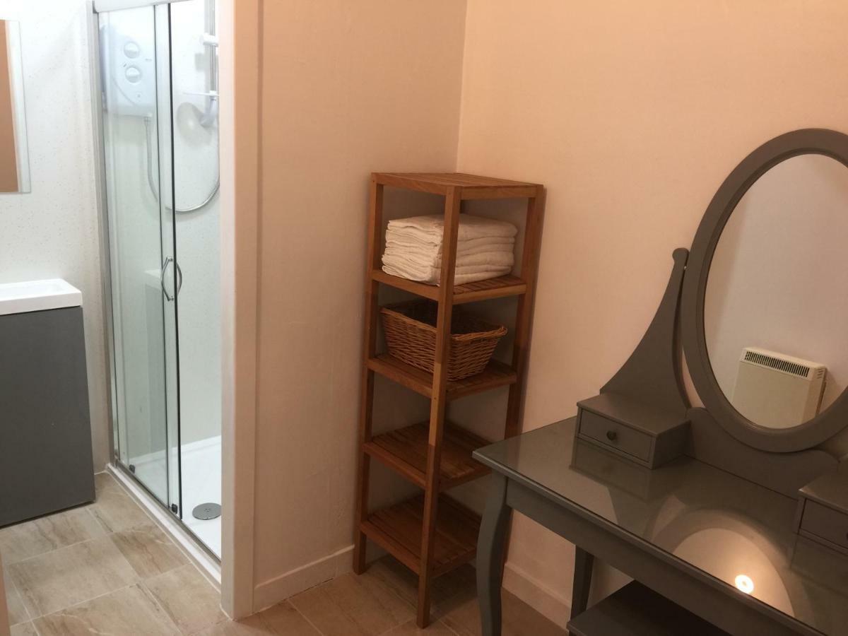 Apartment 38 Broughton Road