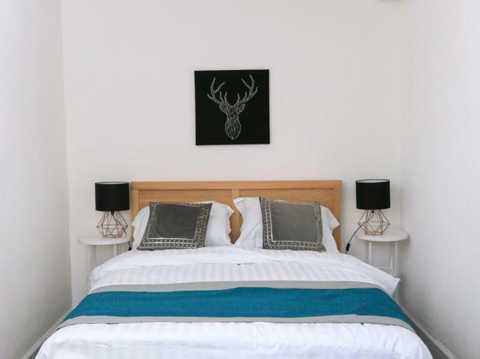 Apartment 38 Broughton Road *